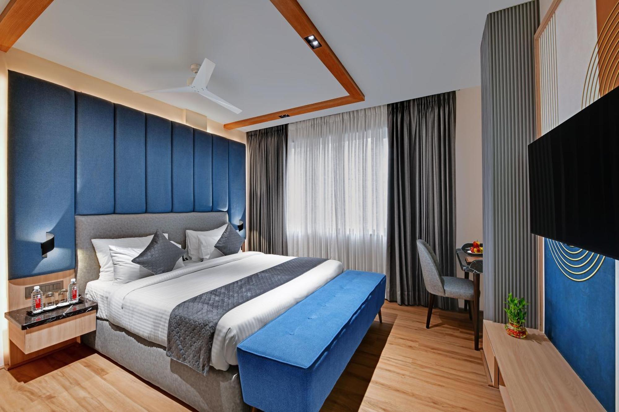 Quality Inn City Centre Varanasi Exterior photo